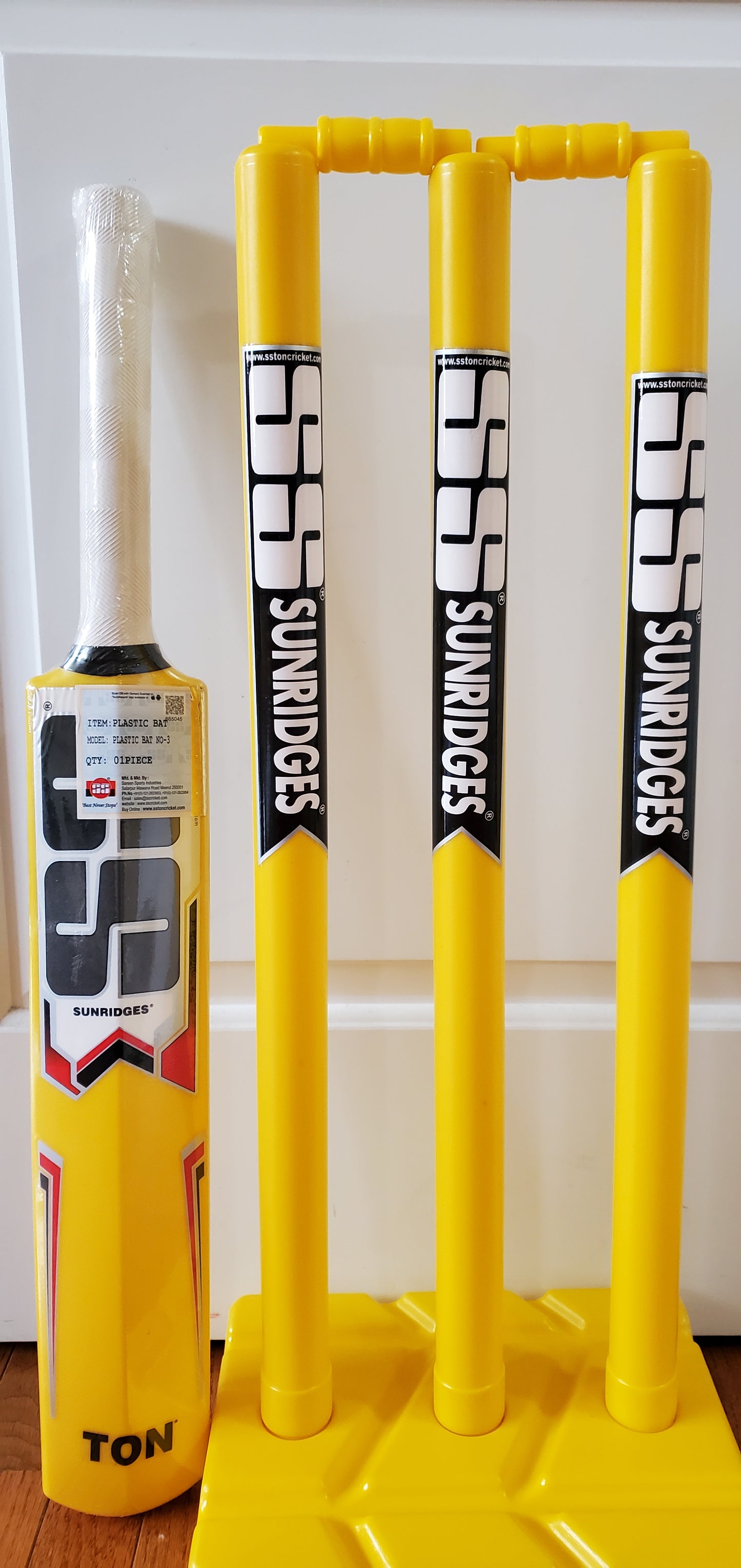 SS Kids/Juniors Plastic Cricket Set